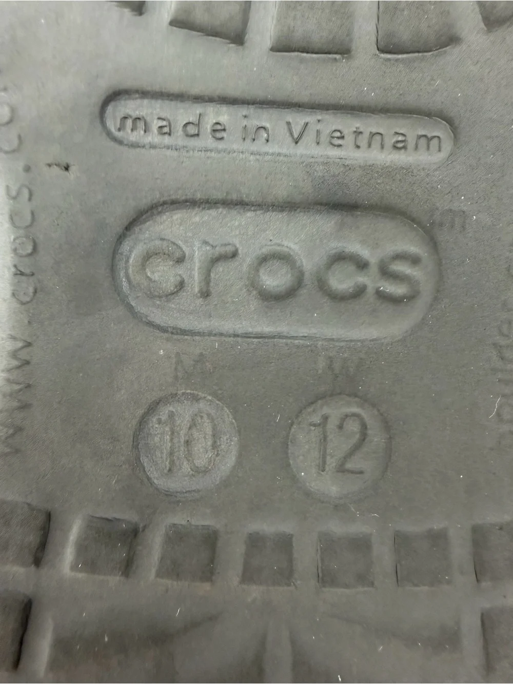 Crocs Athens flip flops in black thick strap cushioned footbed unisex M10 W12